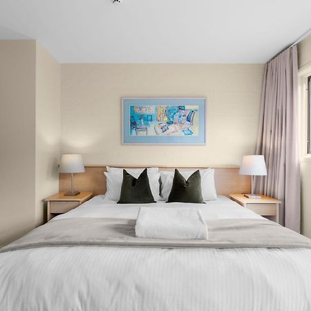 Village Green 2 Bedroom Loft Townhouse With Views Fireplace And Garage Parking Thredbo Exterior foto
